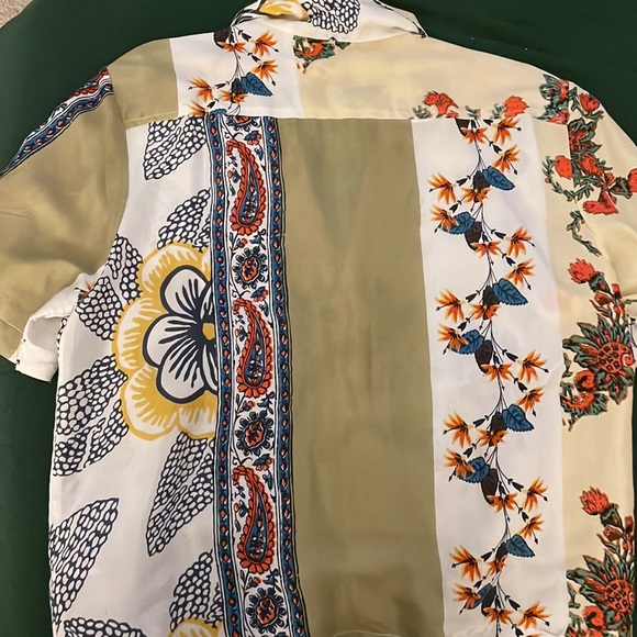 UO buttoned up blouse - Picture 3 of 3